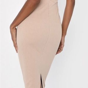 Lulu’s dress in small. Bodycon fit. Tried on never worn.